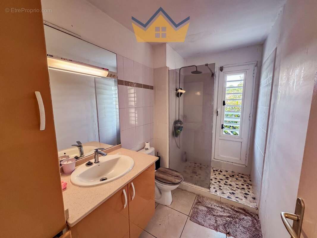 Appartement 102 m² à Fort-De-France  - photo 6