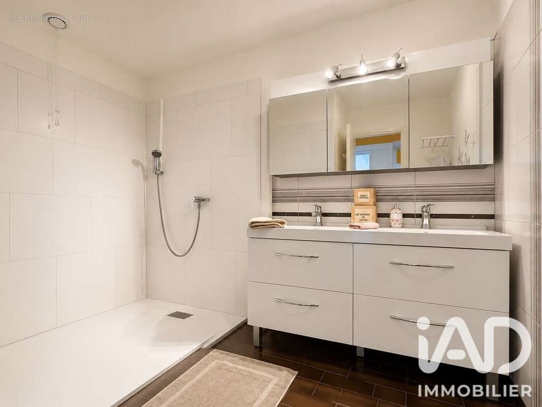 Maison 85 m² à Longeville-Sur-Mer  - photo 7