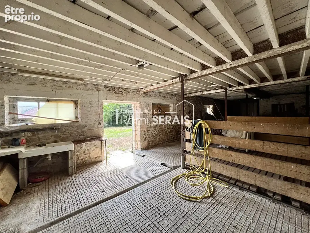 Ancien corps de ferme à rénover avec dépendances près d'Argentan - photo 14
