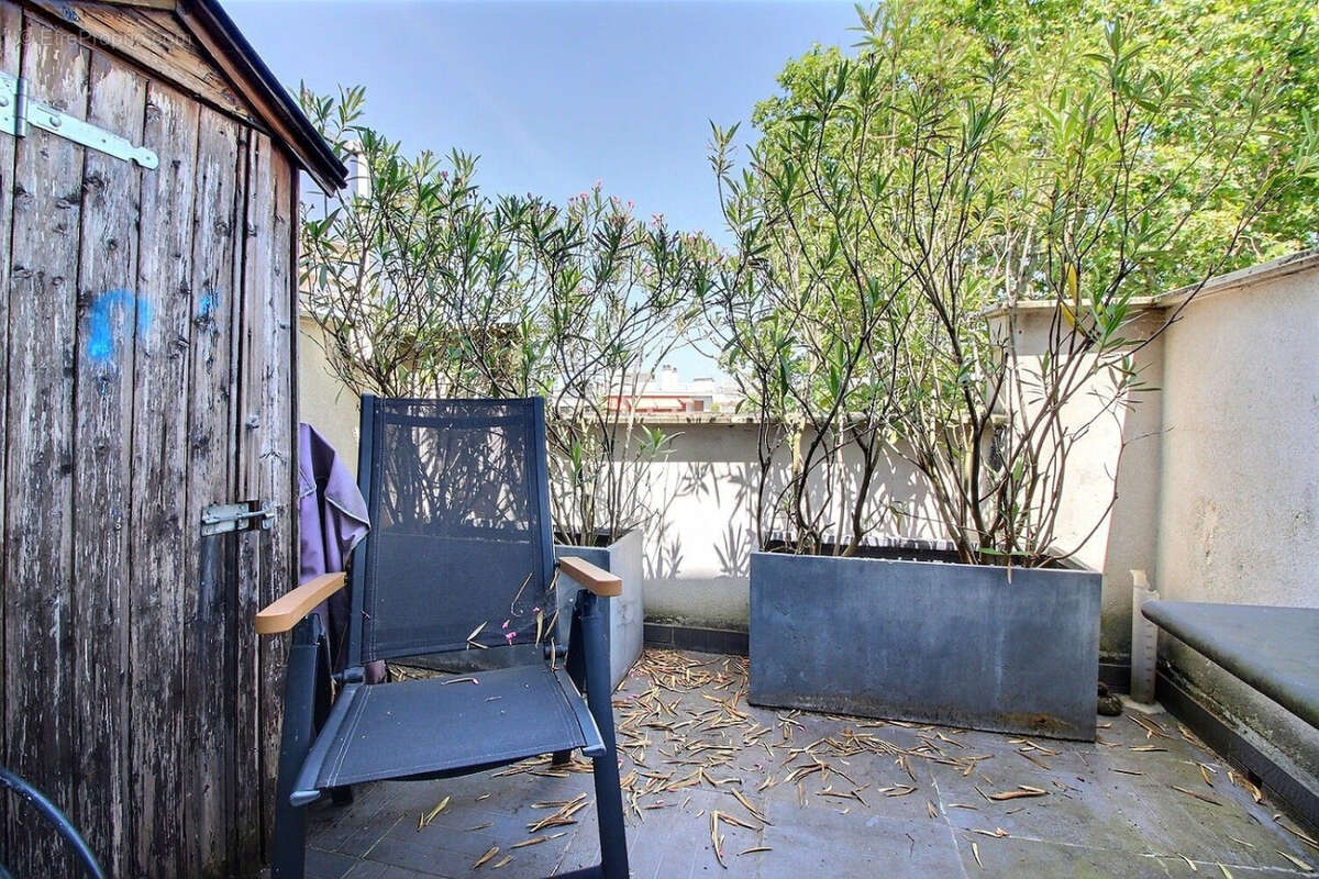 Appartement à ISSY-LES-MOULINEAUX