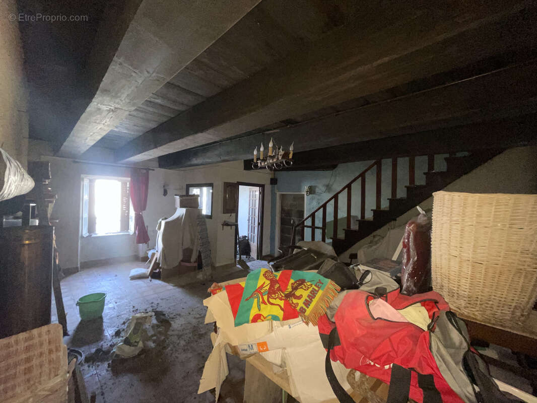 Maison à LAQUEUILLE