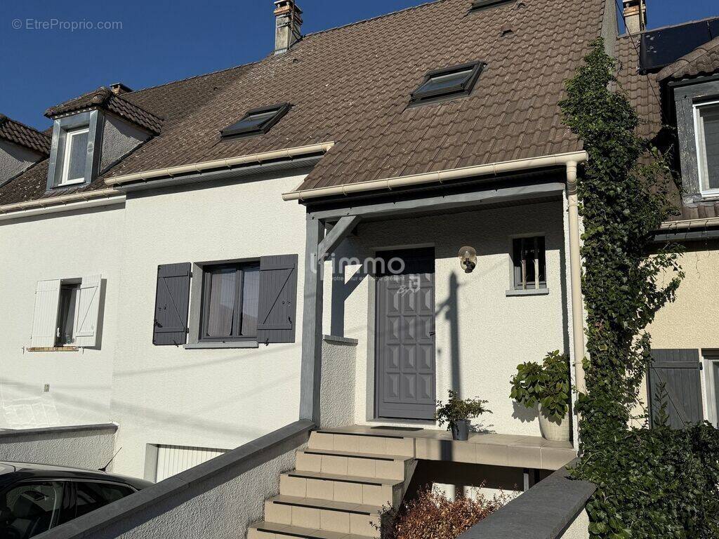 Maison à TREMBLAY-EN-FRANCE