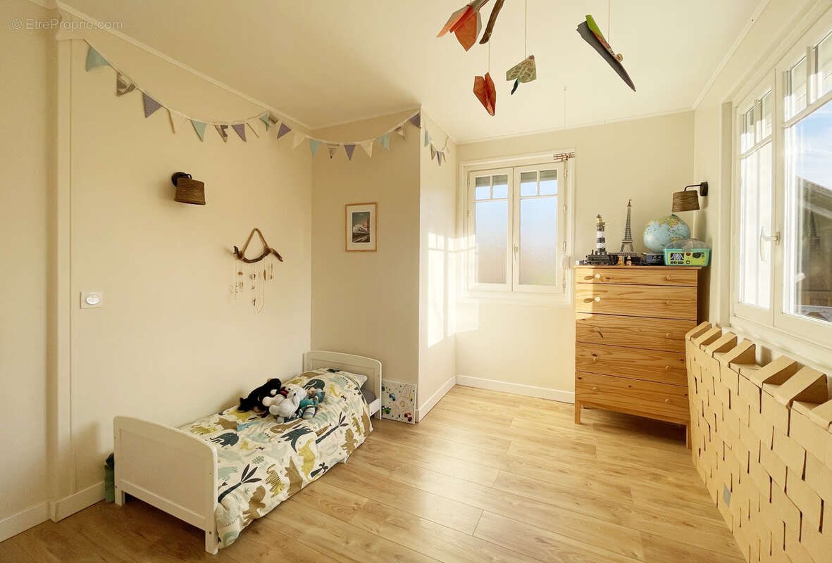 Maison à BOURRON-MARLOTTE