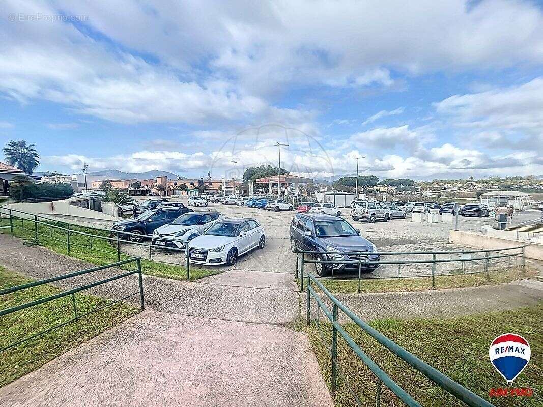 Commerce à PIETROSELLA