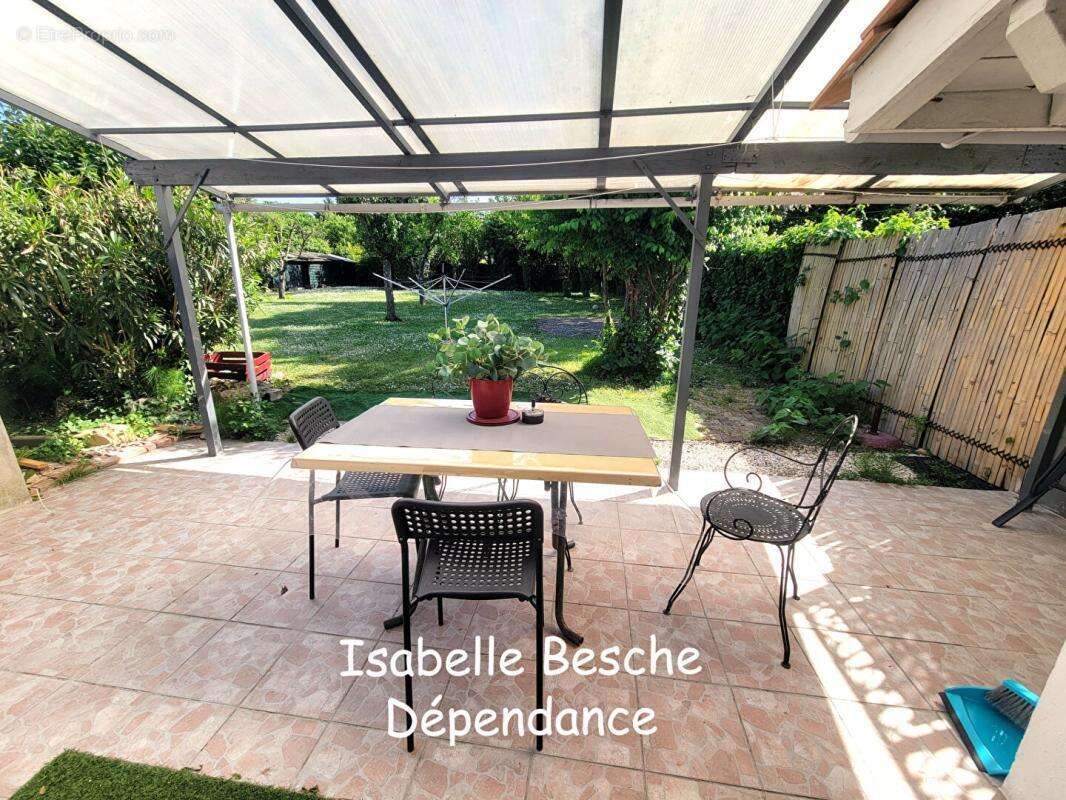 Très rare, maison familiale 3/4 chambres avec dépendance sur grande parcelle - proximité immédiate Bordeaux Bastide - photo 11
