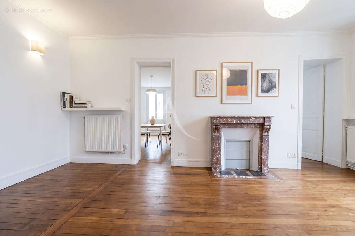 Appartement à AUBERVILLIERS