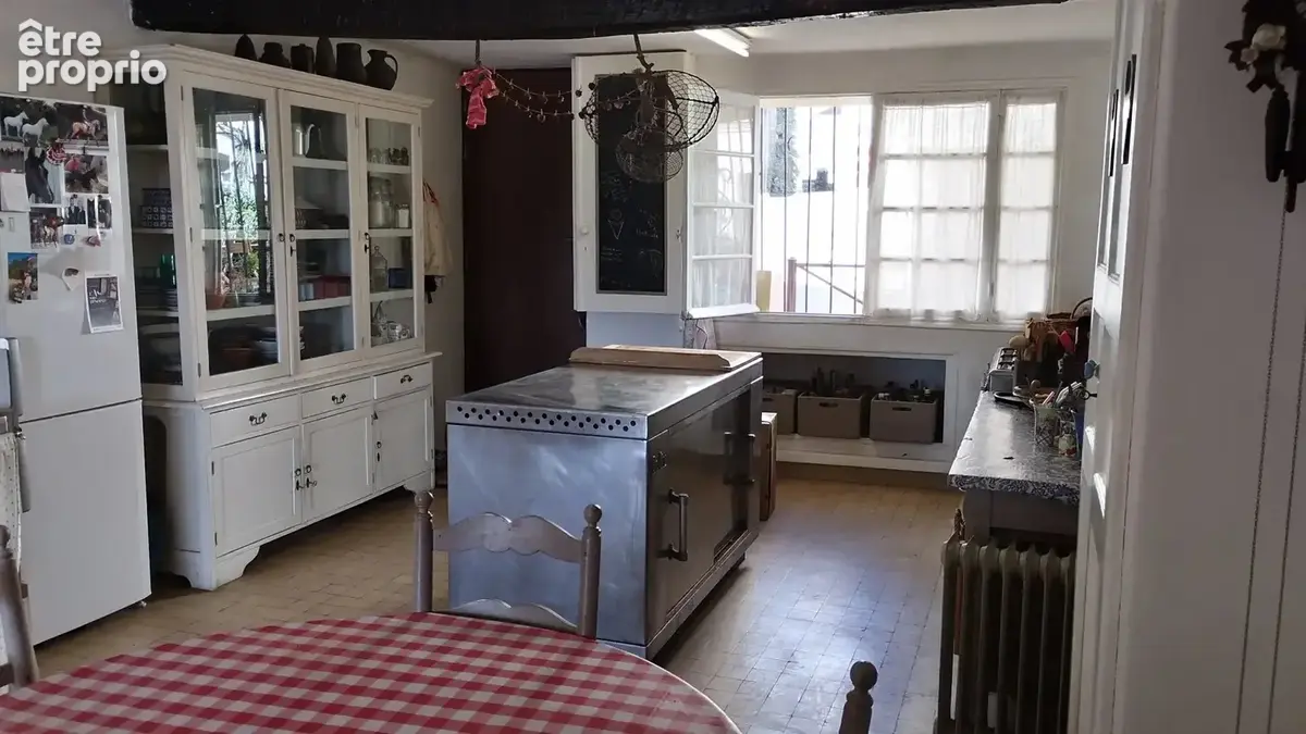 Coursegoules – ancienne auberge de caractère – 393 m² – projet touristique ou investissement - photo 20