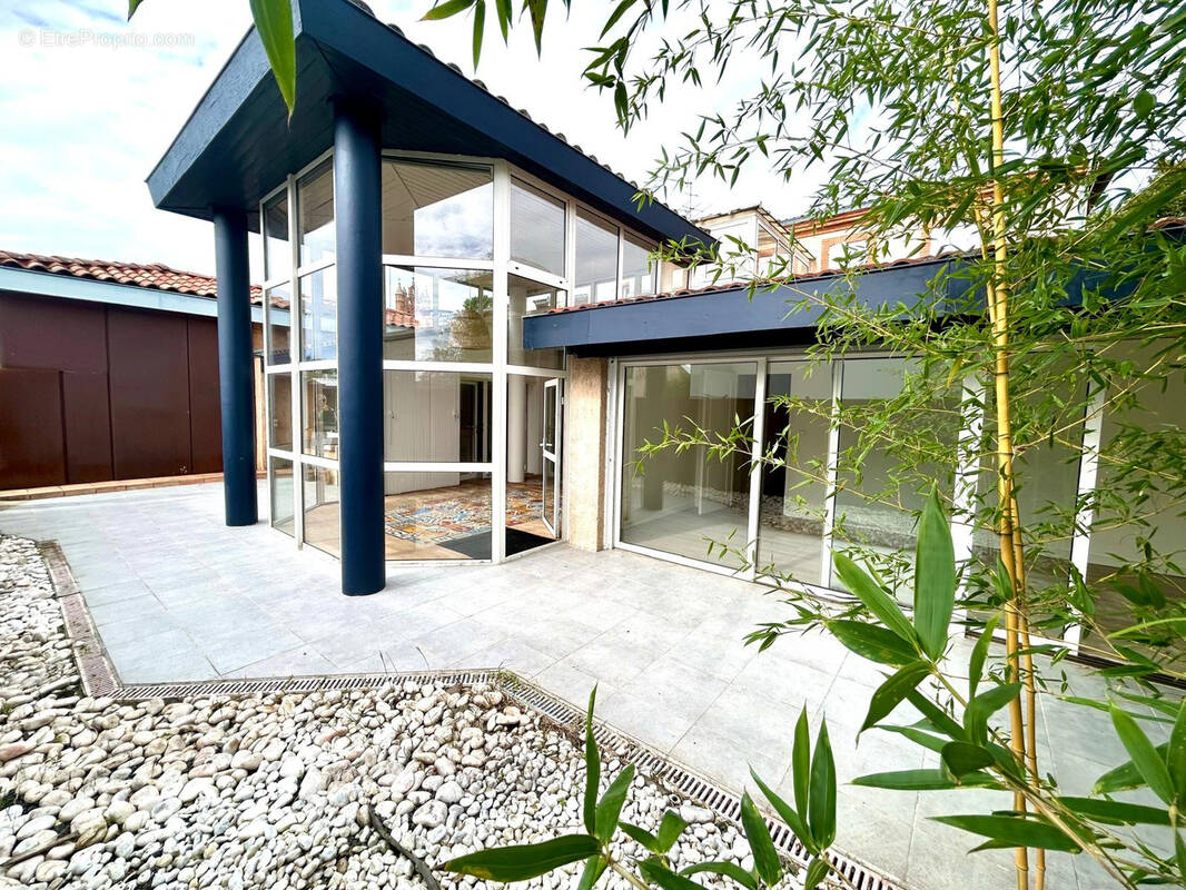 Maison à LAGARDELLE-SUR-LEZE