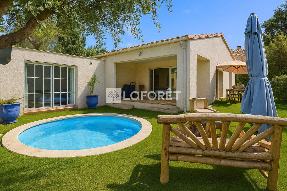 Maison à ROQUEVAIRE