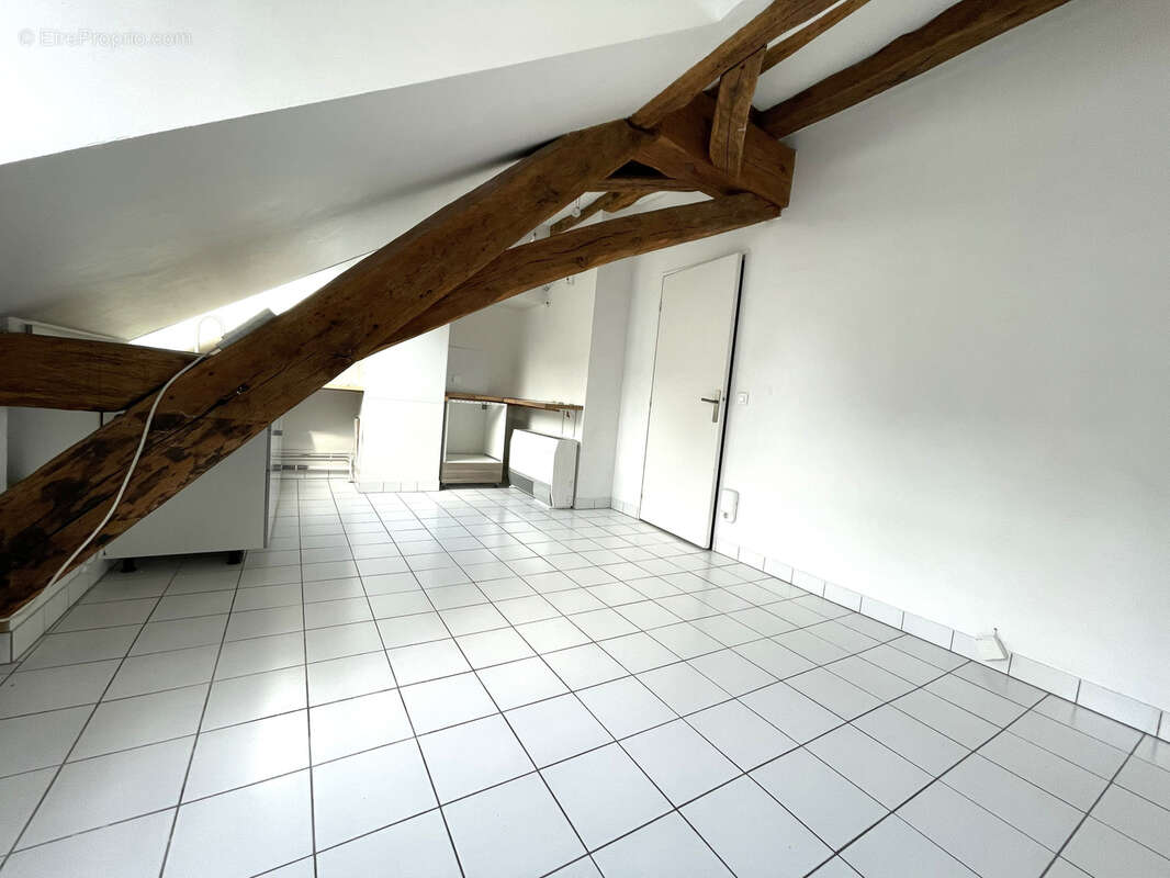 Appartement type 4 quartier cathedrale - photo 10