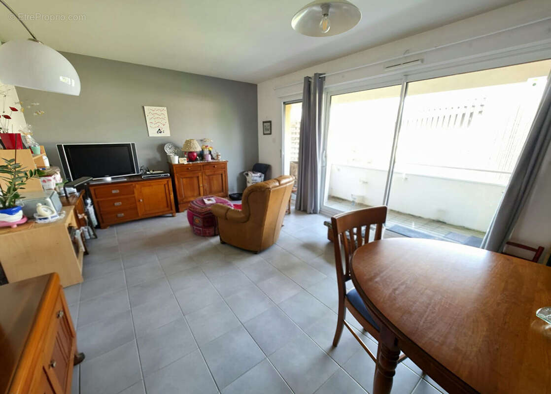 Appartement à LE RHEU