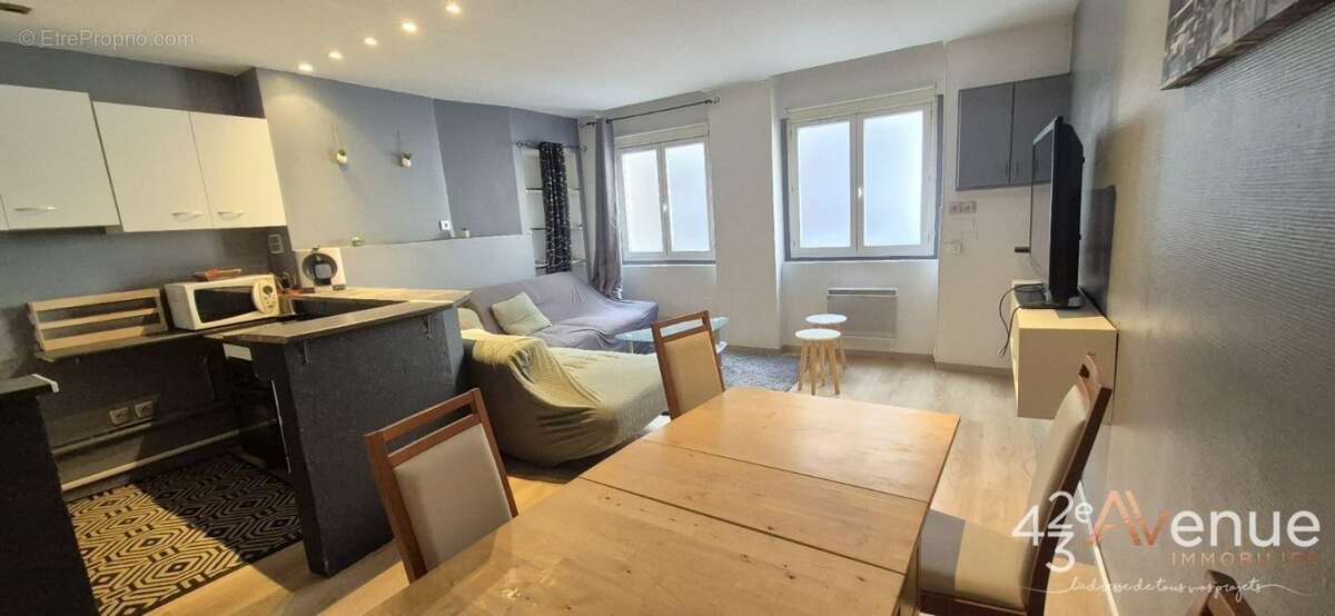 Appartement à SAINT-ETIENNE