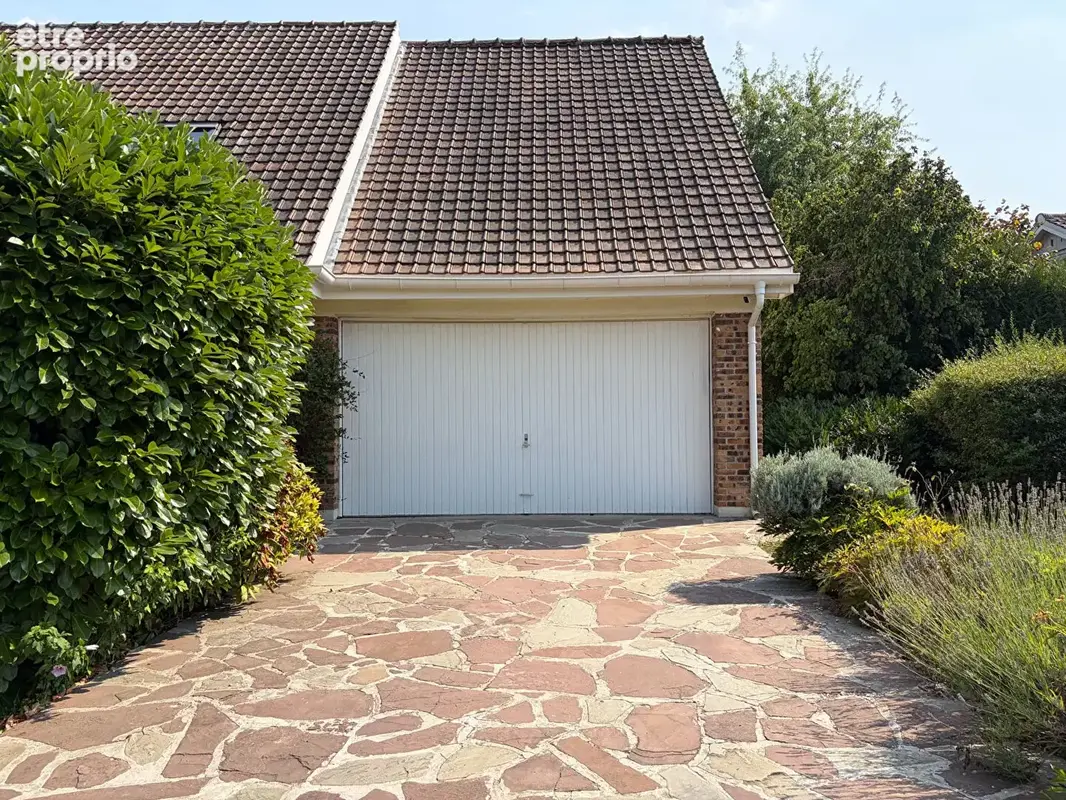 HAUT BUC Maison familiale 5 chambres et grand jardin - photo 18