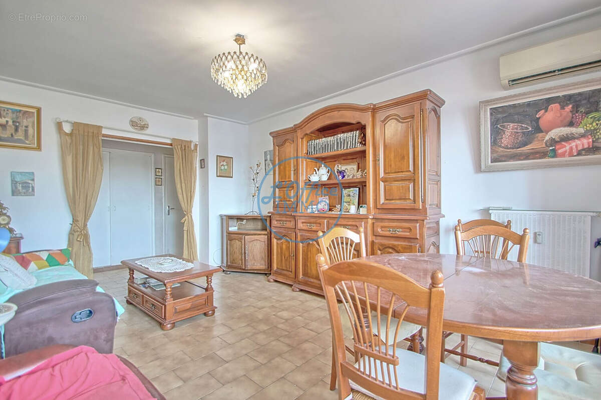 Appartement 74 m² à Toulon  - photo 2