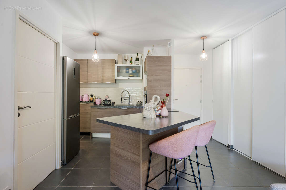 Appartement à LA VALETTE-DU-VAR