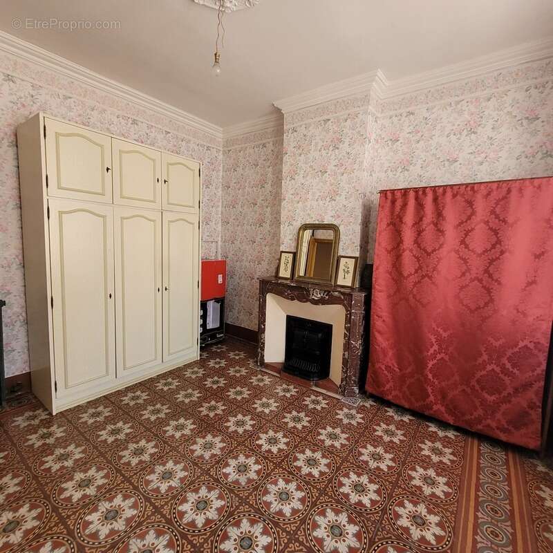 Dpt Gard (30), à vendre ALES immeuble de rapport 175m2 environ à rénover + terrain 300m² environ - photo 40