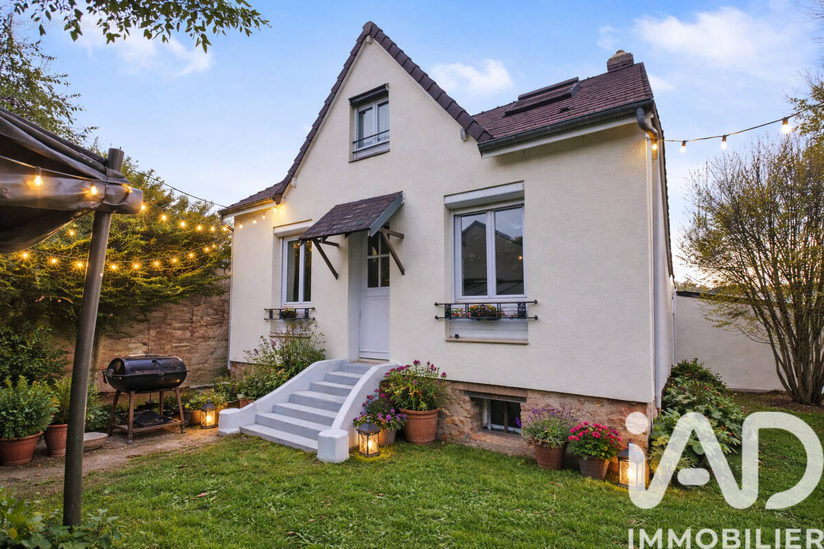 Photo 1 - Maison à PLAISIR