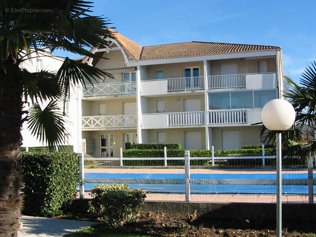Appartement à VAUX-SUR-MER