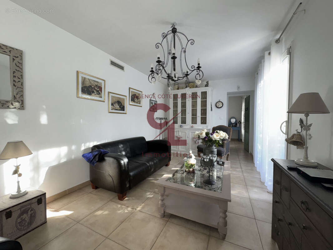 Maison à CHEVAL-BLANC