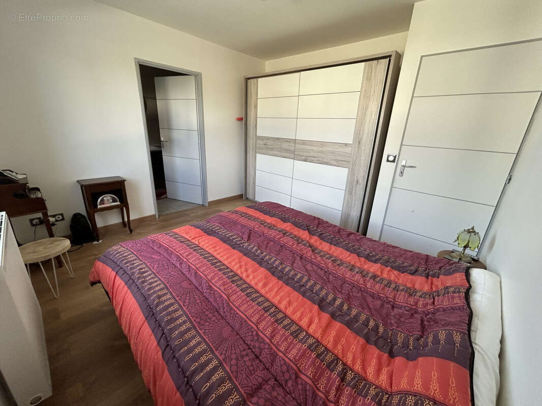 Maison 97 m² à Pars-Les-Romilly  - photo 8