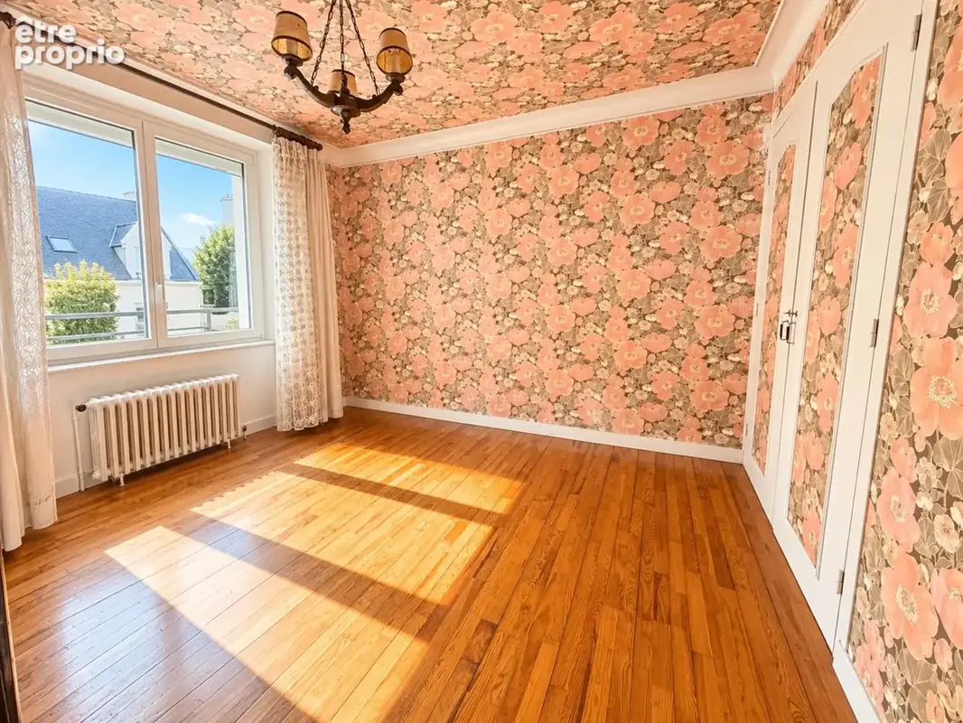 Lesneven – Maison familiale d’environ 185 m² – 6 chambres – Terrain de 739 m² - photo 8
