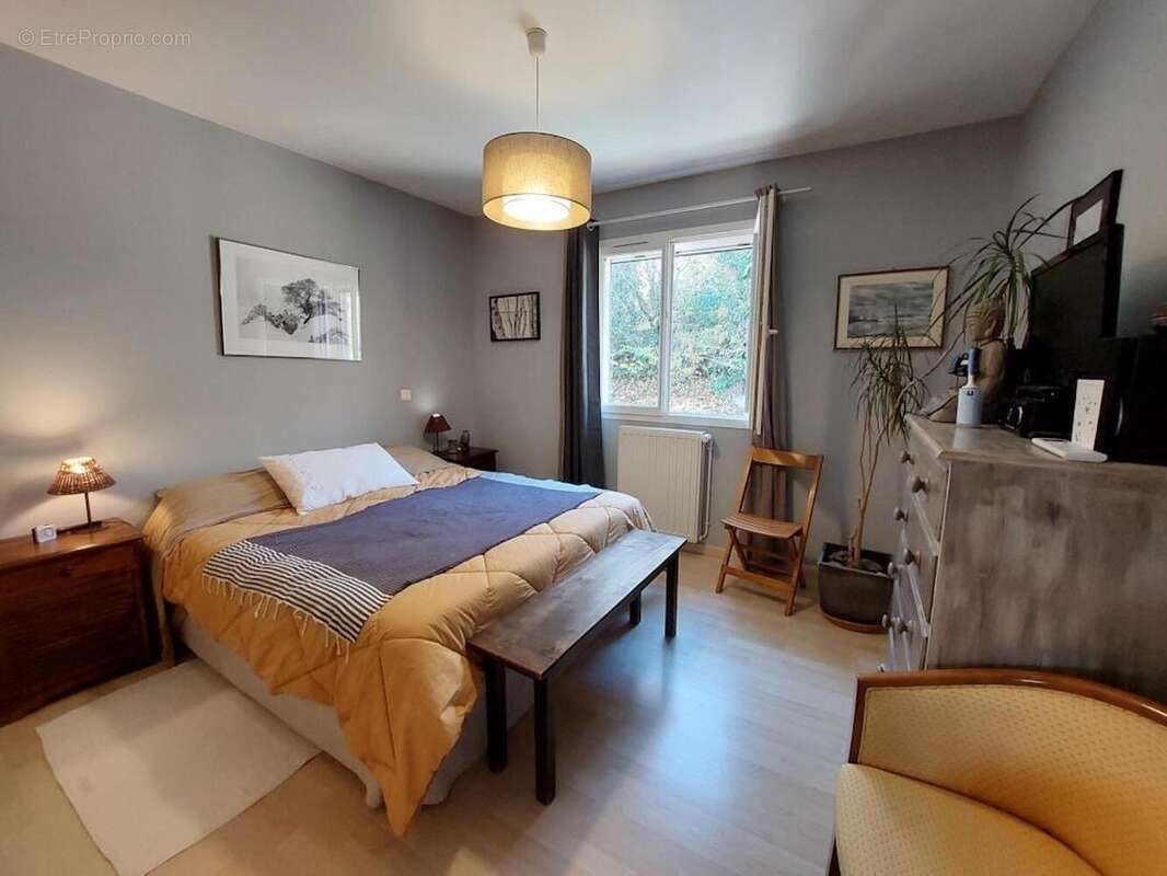Maison 124 m² à Saint-Lary  - photo 7