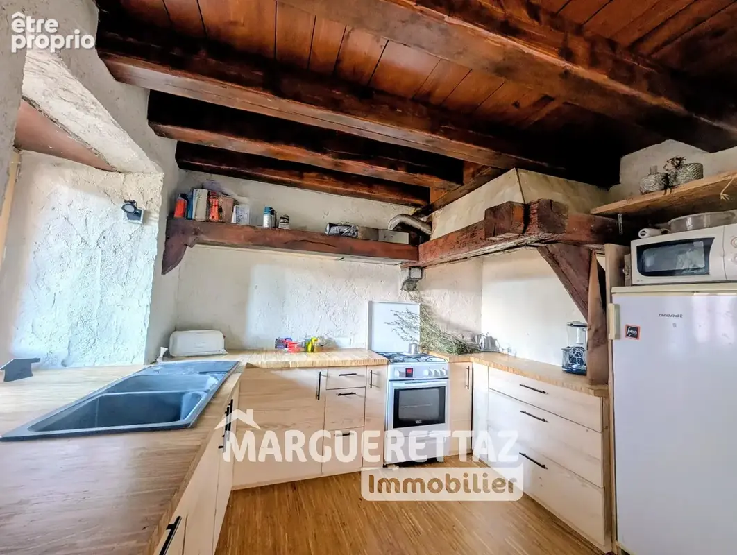Maison mitoyenne 170m² - ST JEOIRE - photo 8