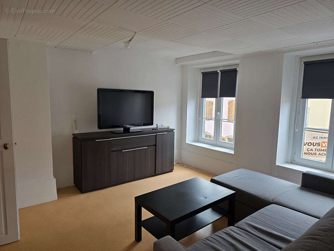Appartement à MIRECOURT
