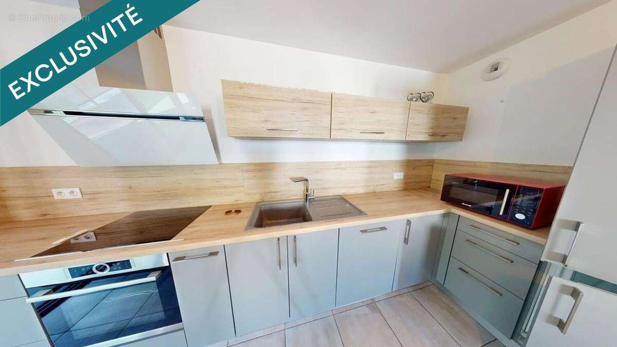 Appartement 91 m² à La Roche-Sur-Foron  - photo 4