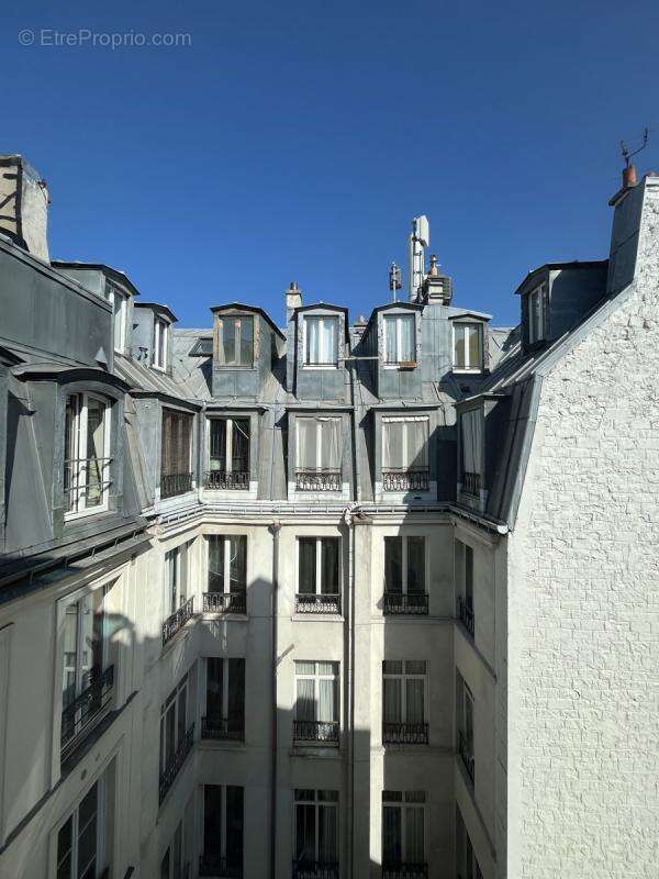 Appartement à PARIS-3E
