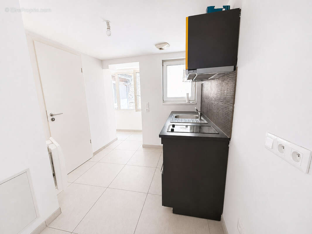 Appartement 2 pièces 32,55m2 STRASBOURG CENTRE 67000 entièrement refait à neuf - photo 2