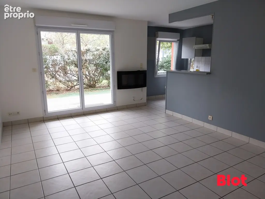 Appartement 3 pièces 66 m² à vendre à Nantes (44300) - photo 2