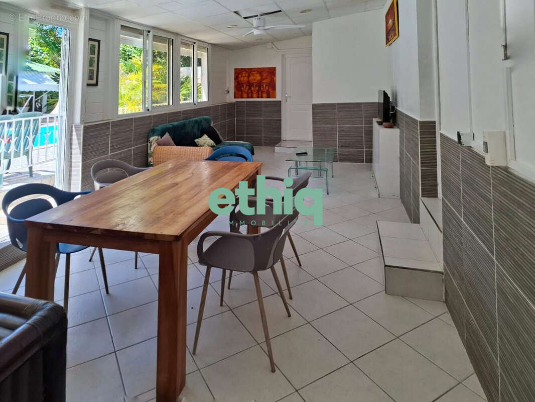 Maison à MORNE-A-L'EAU