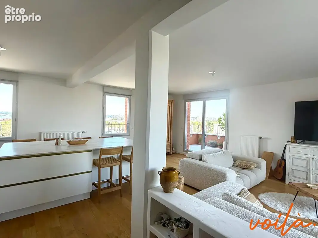 REF : HELMUT - MONTAUDRAN - Appartement dernier étage avec 2 places de parking et terrasse - photo 6