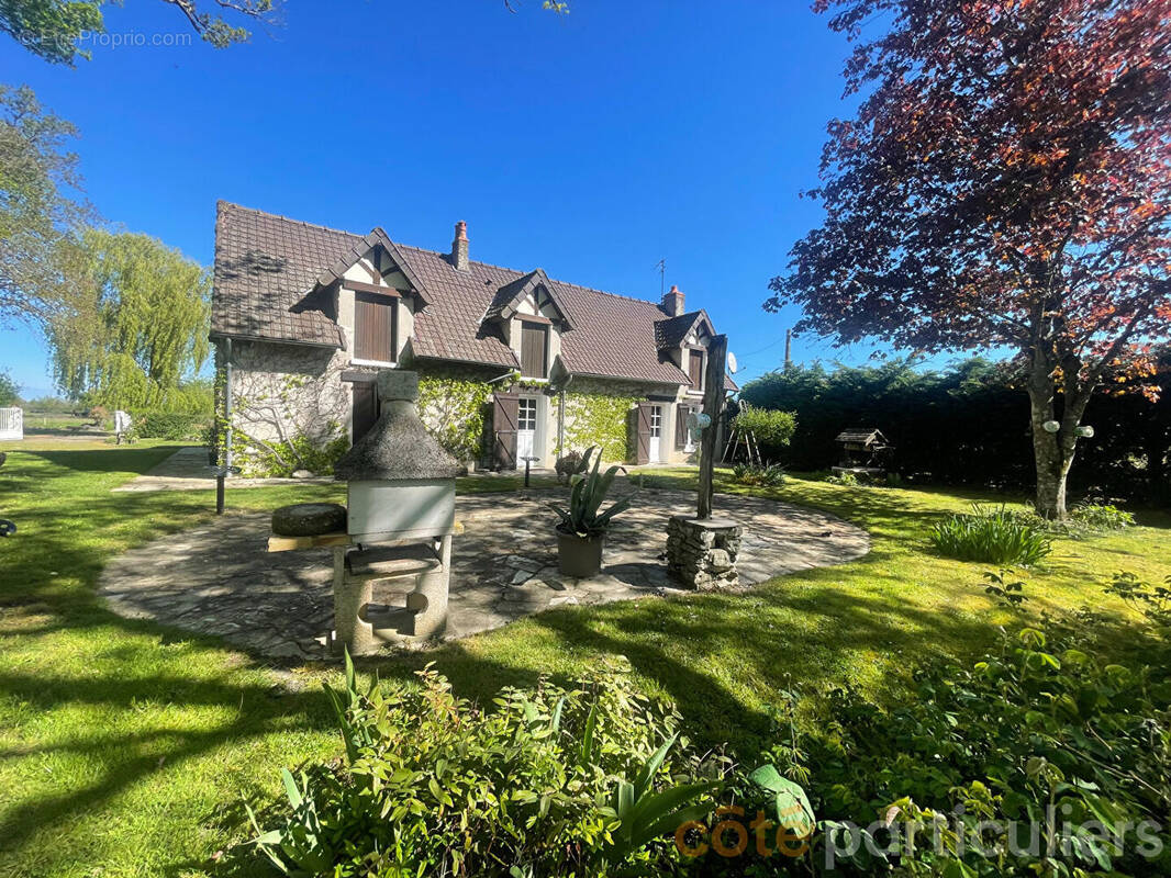 Maison à INEUIL