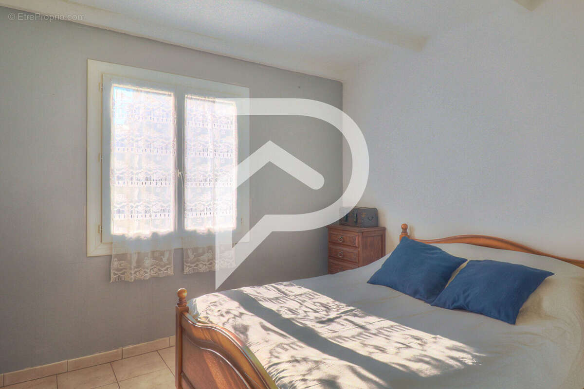 Maison à SAINT-JULIEN