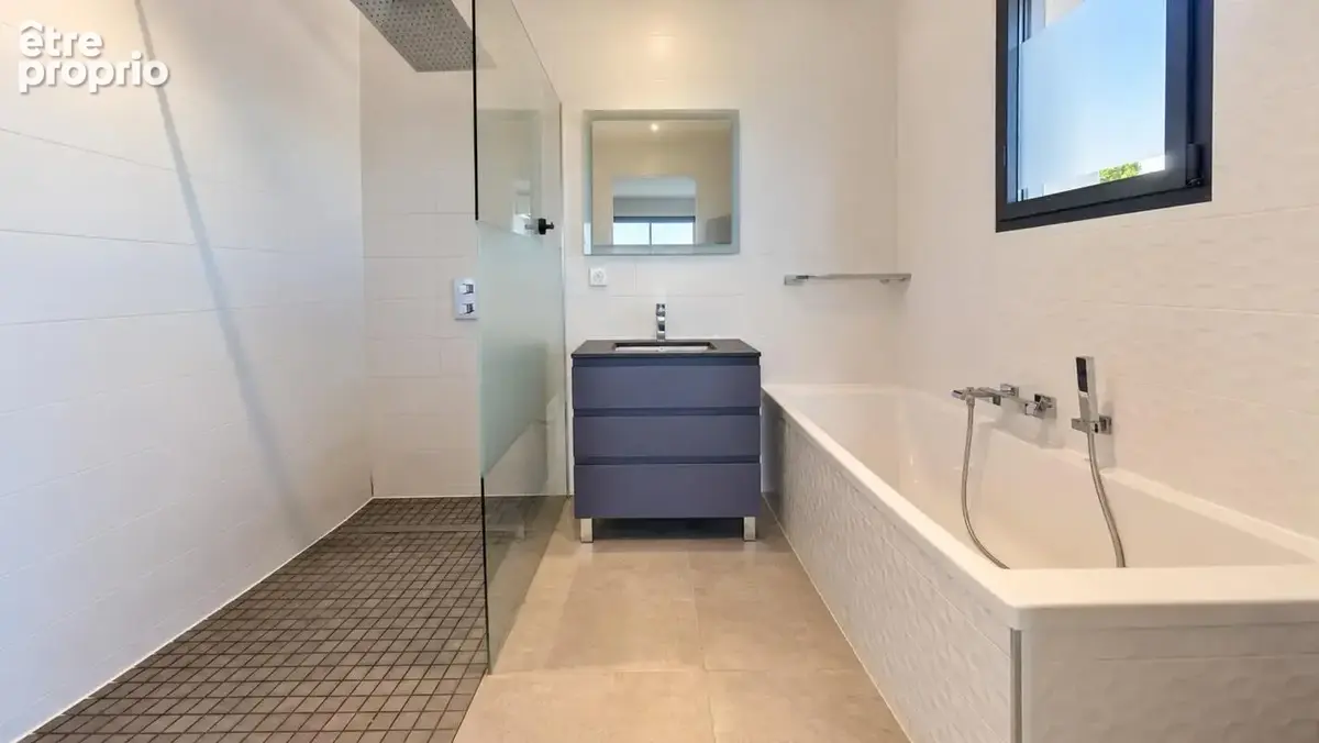 Maison 7 pièces 168 m² à vendre à Rillieux-La-Pape (69140) - photo 12