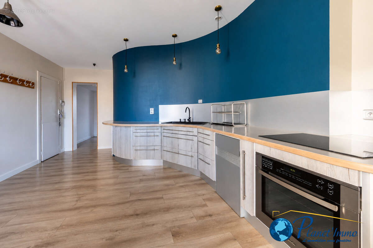 Appartement à SAINT-ETIENNE