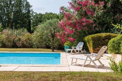 Maison 230 m² à Grasse  - photo 3