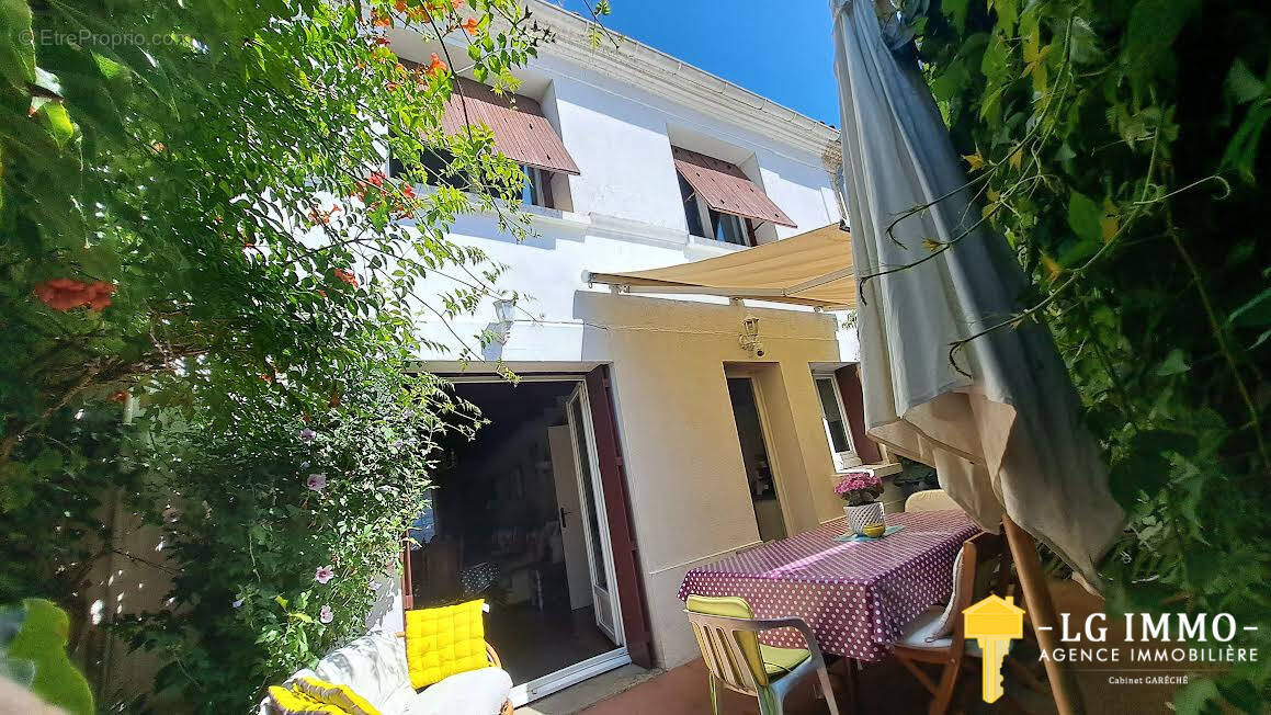 Maison à SAINT-GEORGES-DE-DIDONNE