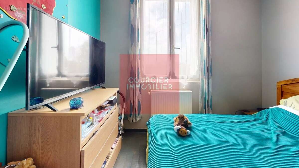 Appartement à SAINT-REMY-L'HONORE