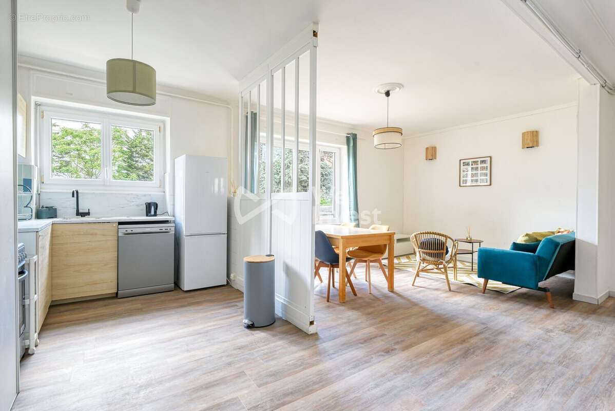 Appartement à LYON-8E