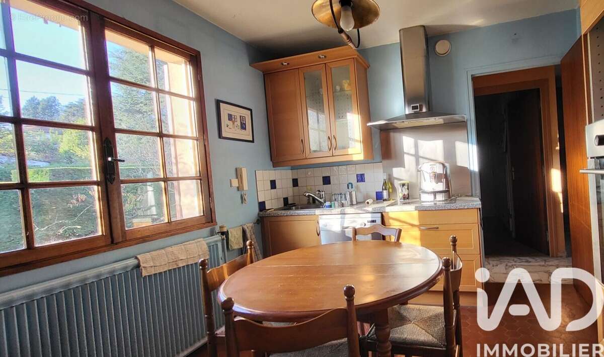 Photo 4 - Maison à SAINT-GENIS-LAVAL