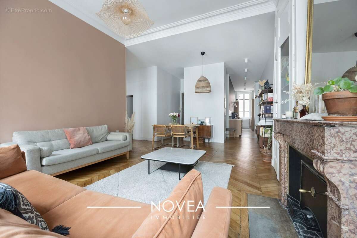 Appartement à LYON-6E