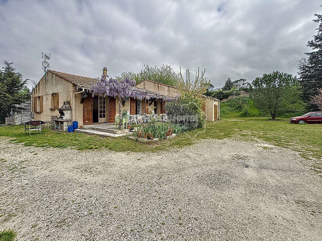 Maison à CHEVAL-BLANC