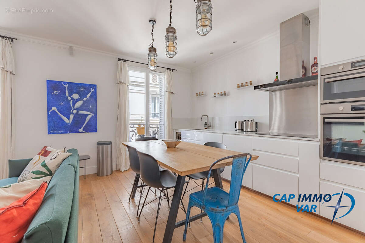 Appartement 67 m² à Paris-17e  - photo 2