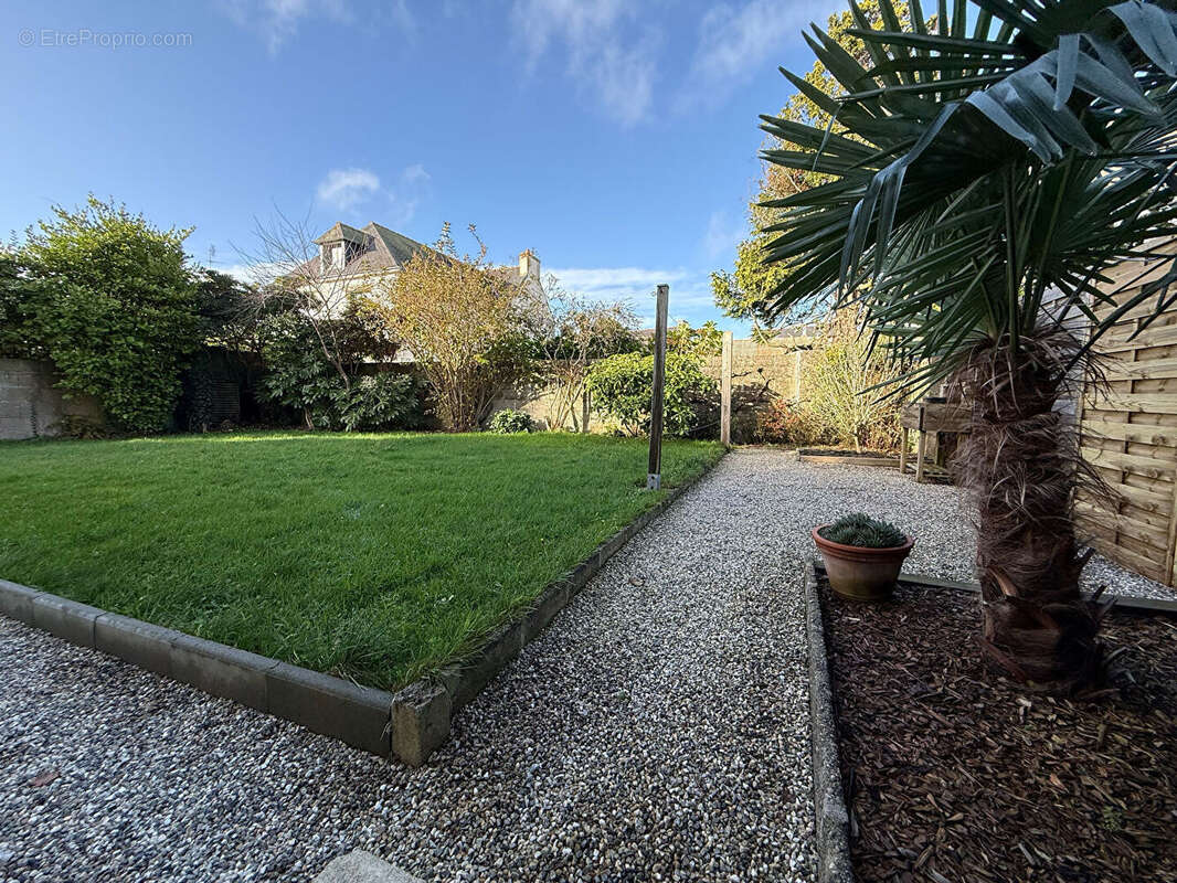 Maison à PLONEOUR-LANVERN