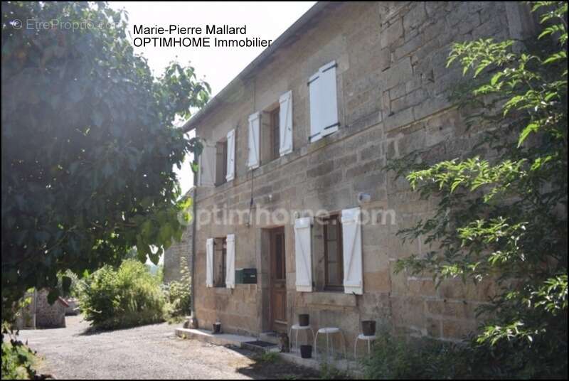 Maison à ROYERE-DE-VASSIVIERE