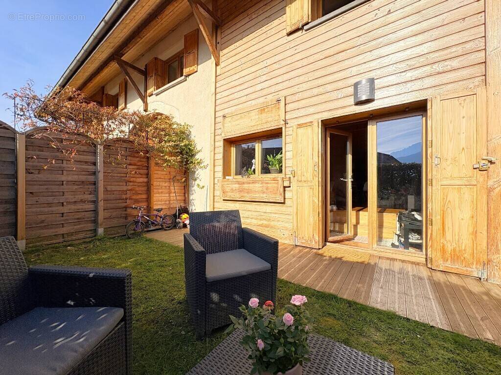 Appartement à SAINT-MARTIN-BELLEVUE