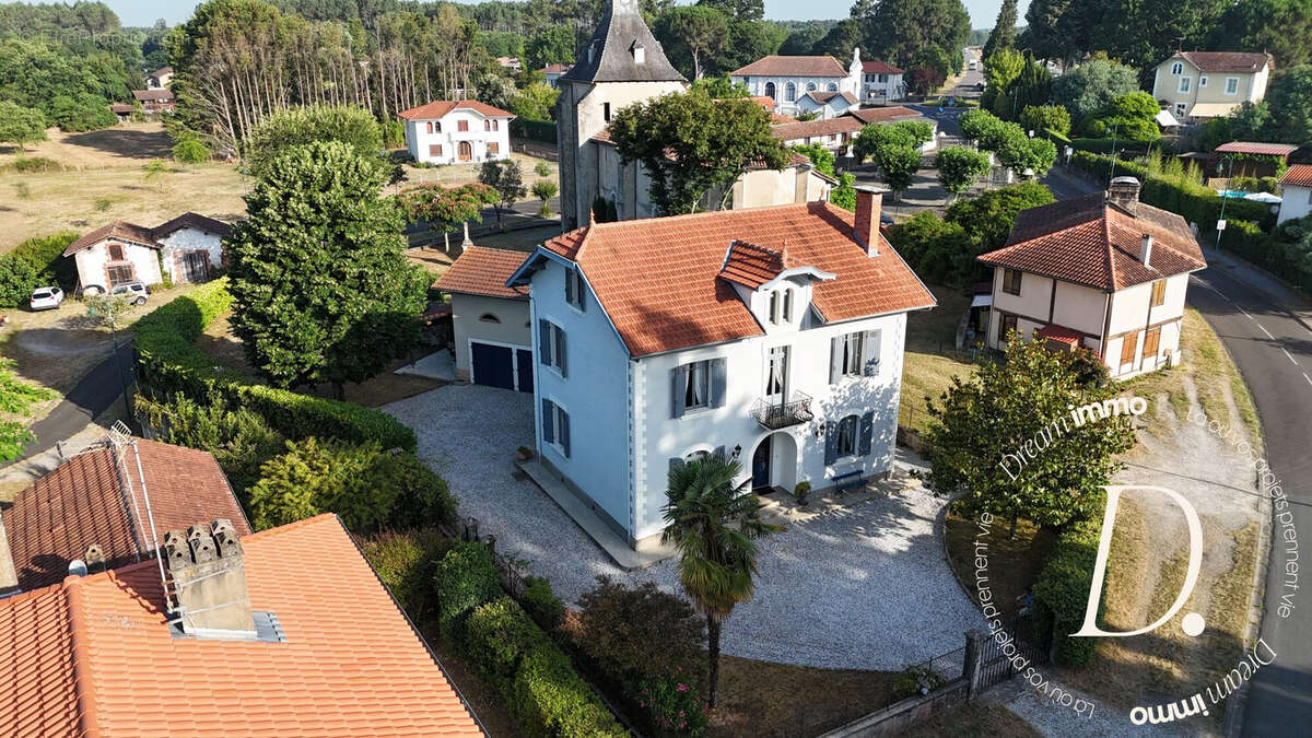 Maison à TALLER